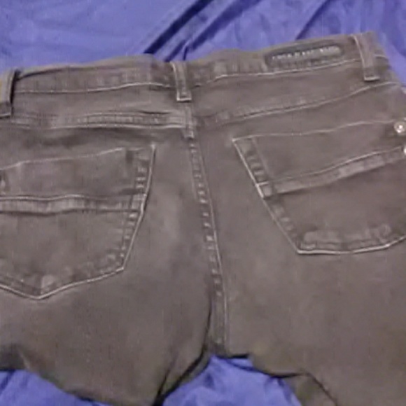 Rock & Republic Black Deconstructed Jeans - Picture 6 of 8